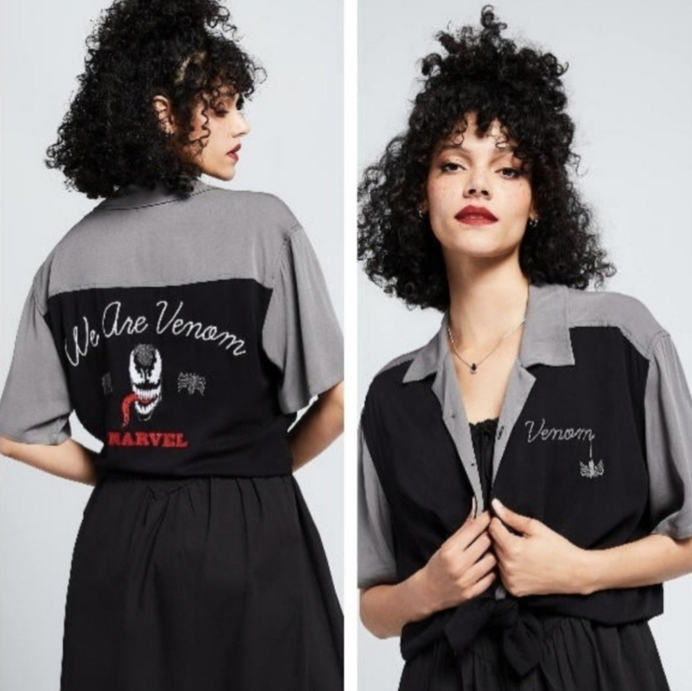 Venom Color Block Button Up